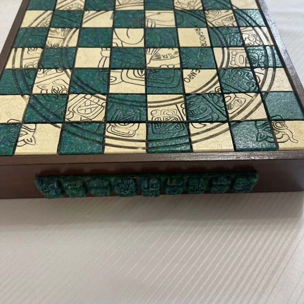 Aztec Mayan Calendar Malachite/Wood Green Chess Set VTG Read Description